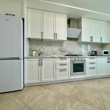 Apartpoltava: Panoramic New Apartments by Korpusnyi Park Exterior photo