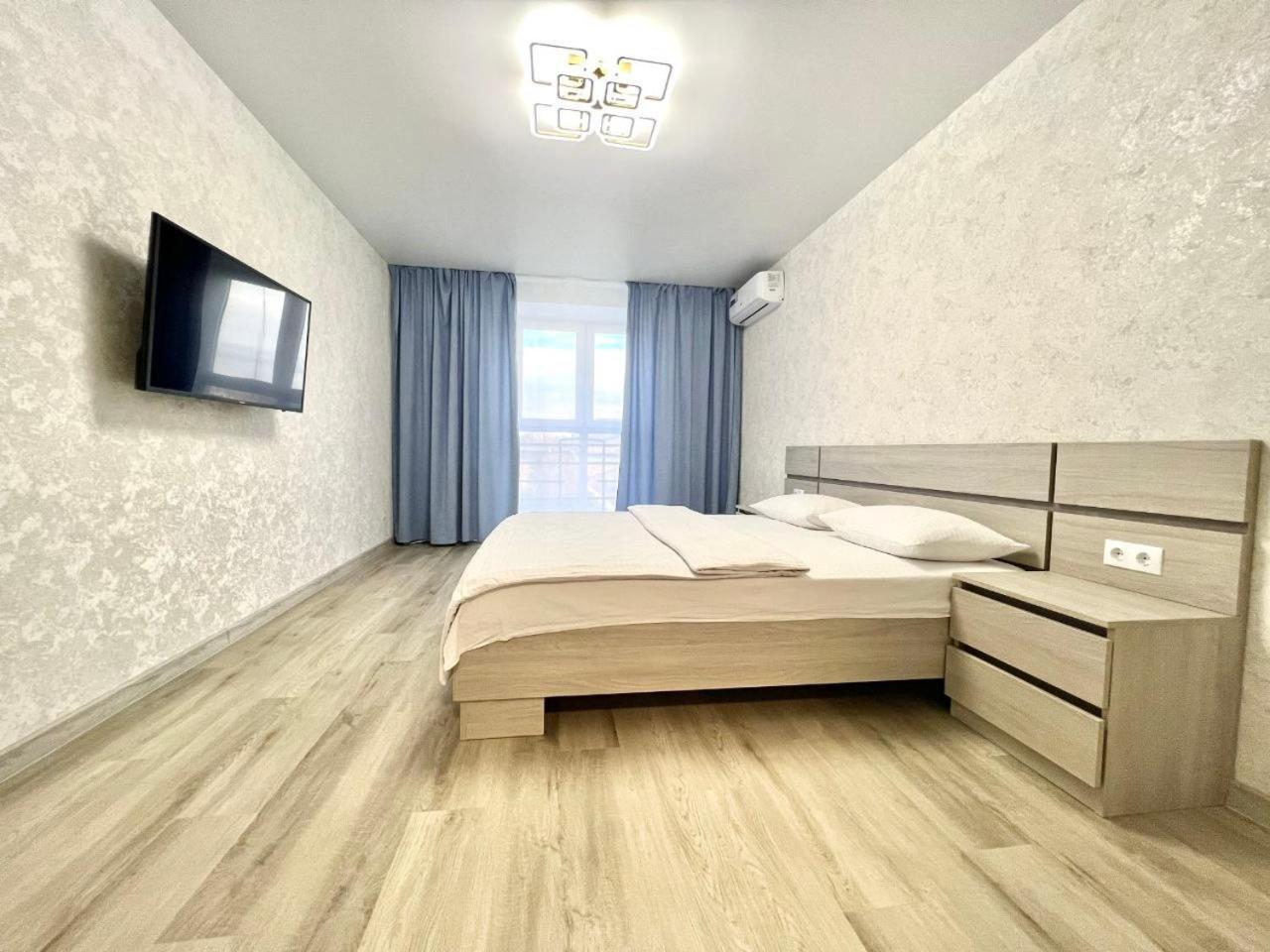 Apartpoltava: Panoramic New Apartments by Korpusnyi Park Exterior photo